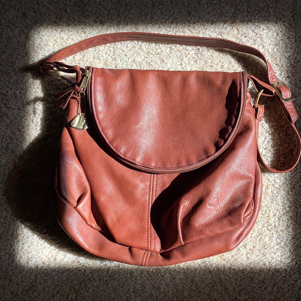 VICTORIA LEATHER COMPANY STASH BAG